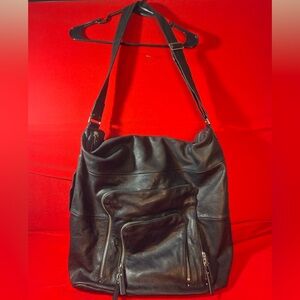 Orciani 100% Genuine Classic Black Leather Shoulder Bag